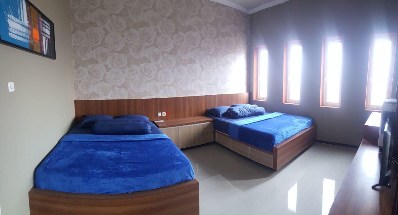 Hidden Paradiso & Cafe Hotel